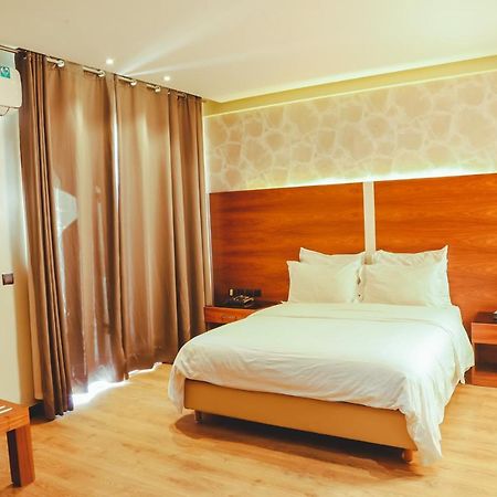 Hotel Perce Neige Ифран Екстериор снимка