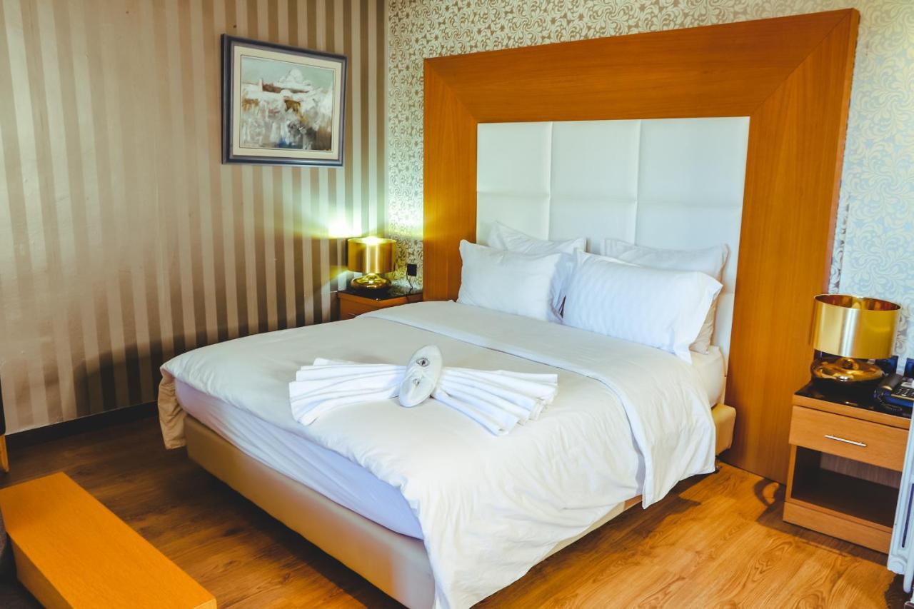 Hotel Perce Neige Ифран Екстериор снимка