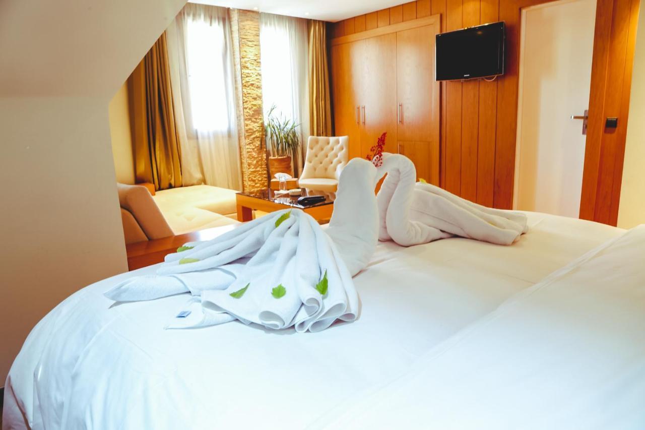 Hotel Perce Neige Ифран Екстериор снимка