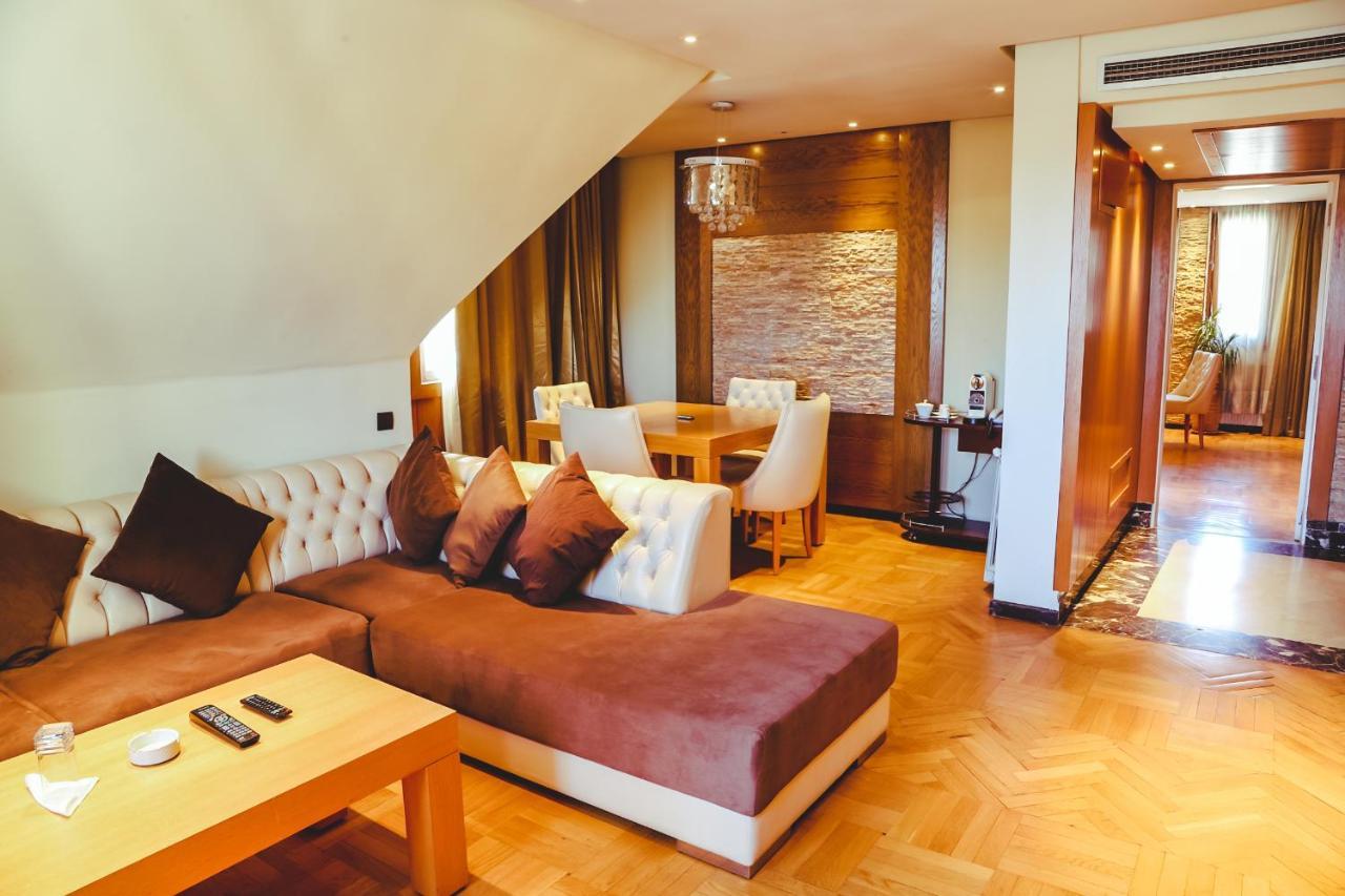 Hotel Perce Neige Ифран Екстериор снимка