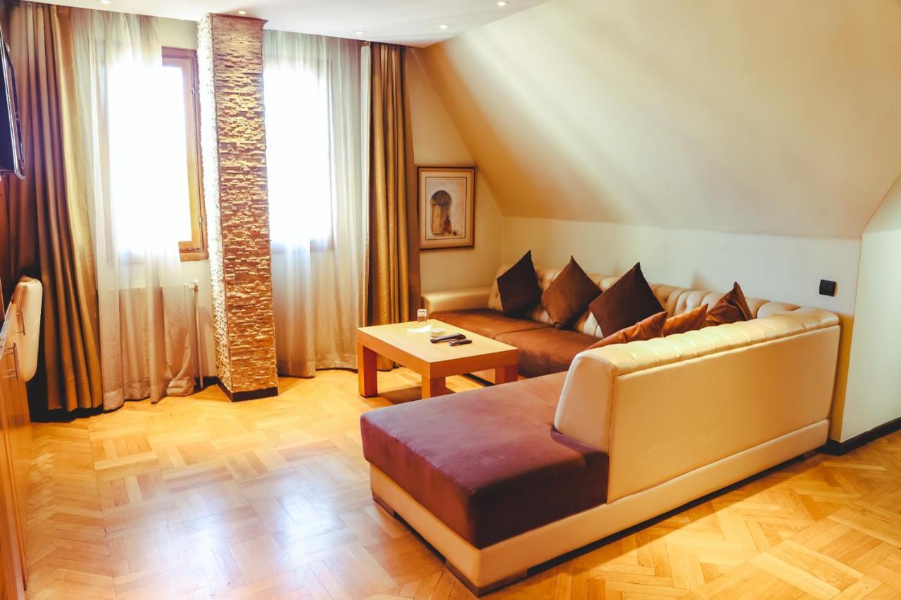 Hotel Perce Neige Ифран Екстериор снимка