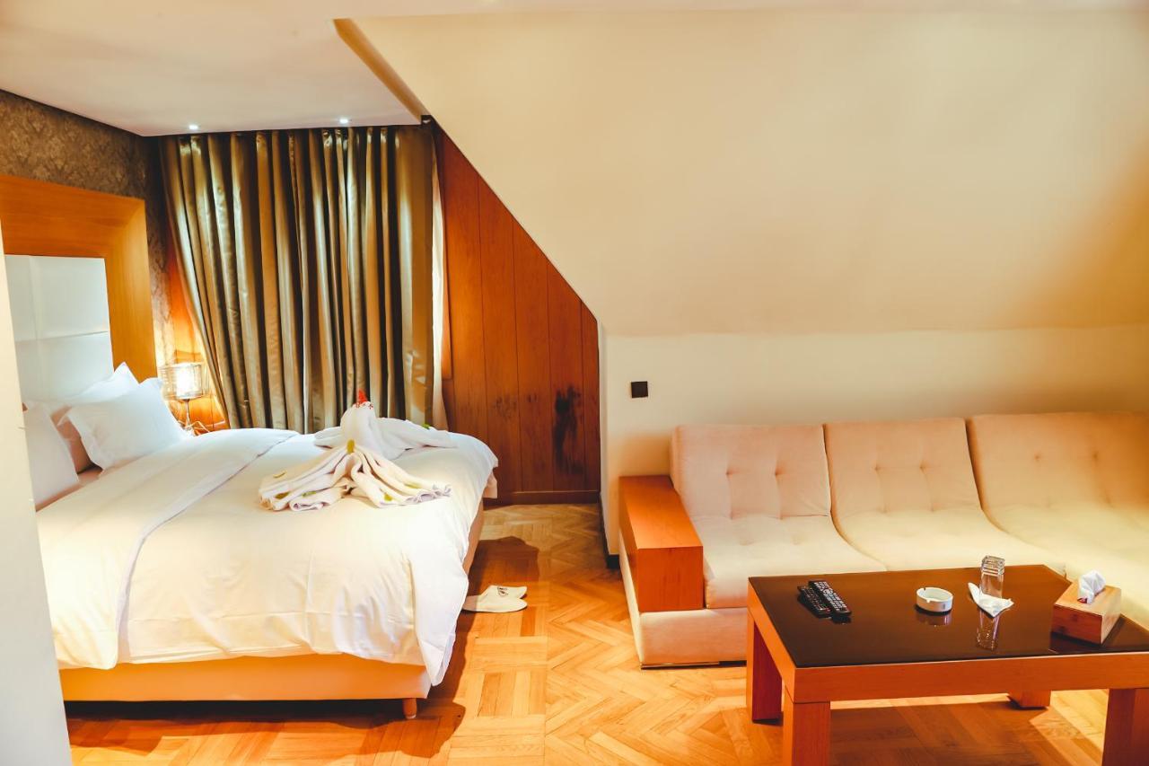 Hotel Perce Neige Ифран Екстериор снимка