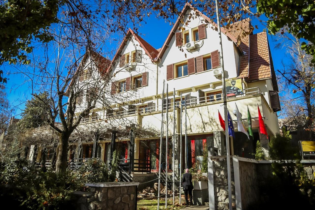 Hotel Perce Neige Ифран Екстериор снимка