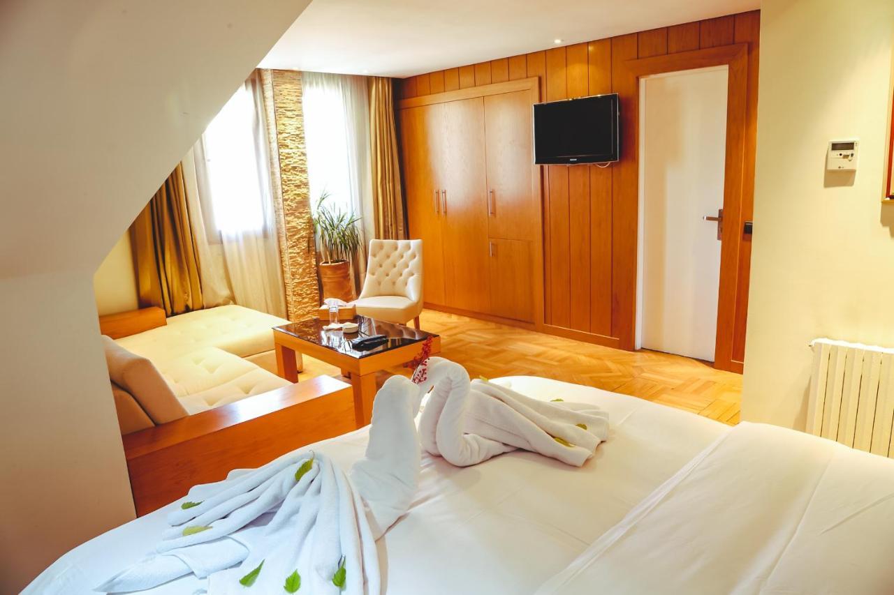 Hotel Perce Neige Ифран Екстериор снимка