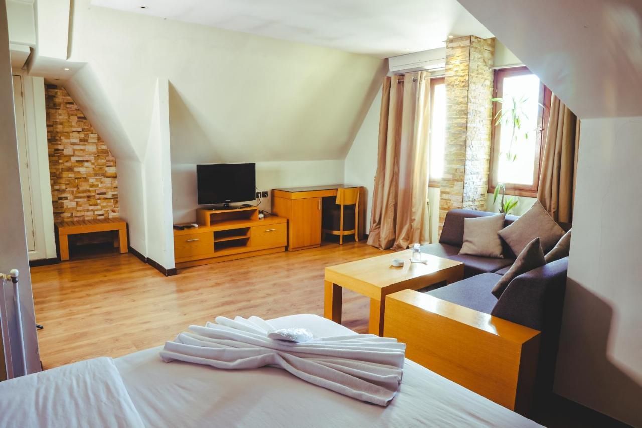 Hotel Perce Neige Ифран Екстериор снимка
